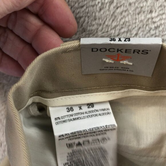 NWT Dockers Mens Pants 36x29 Khaki D4 Chino Straight Leg Workwear Classic Fit - Picture 14 of 16
